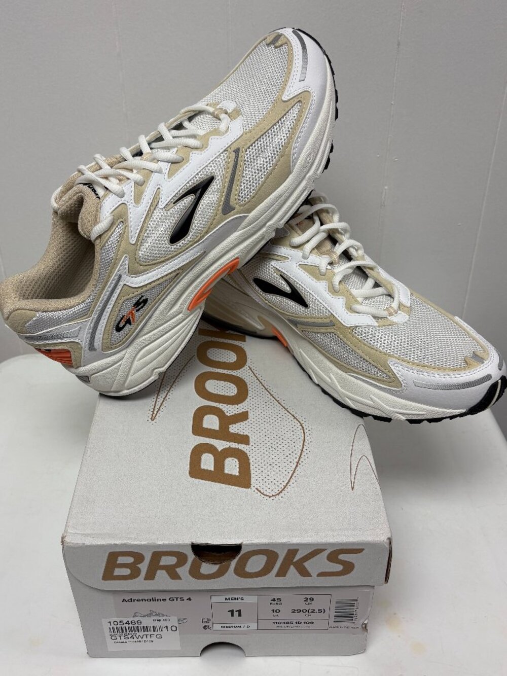 Brooks Adrenaline GTS 4 White Fog Nectarine (110485-1D-109), Size 11